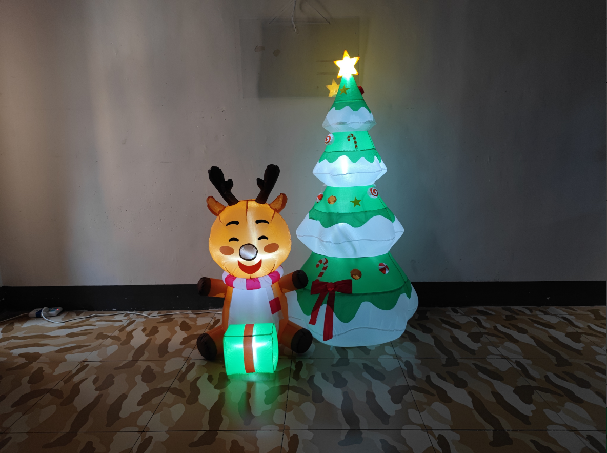 IZNEN Christmas Inflatables Tree and Deer